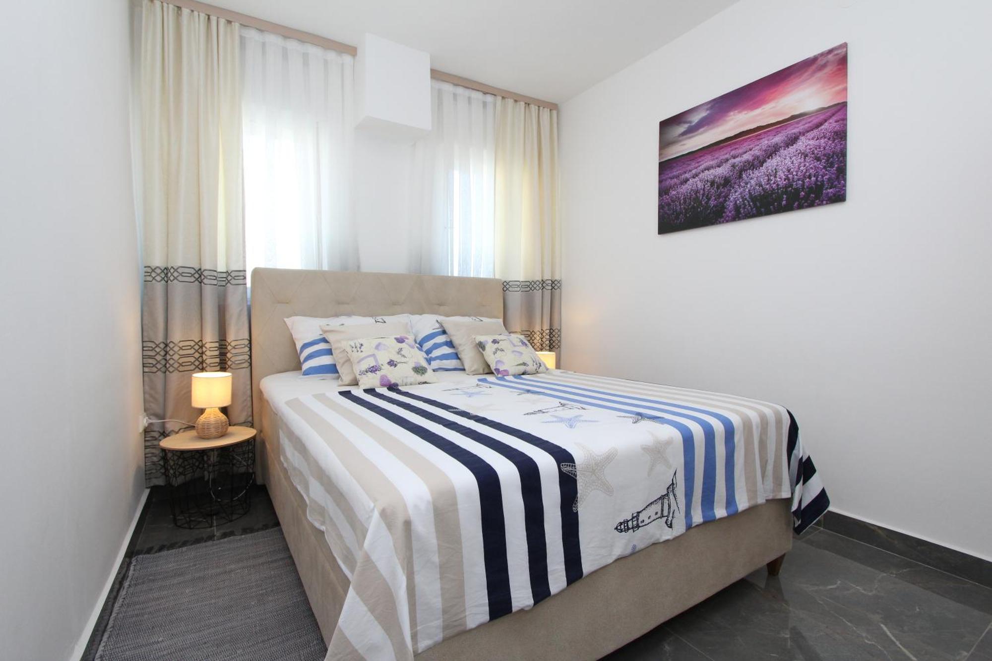 Apartments Hawaii Баньоле Екстериор снимка