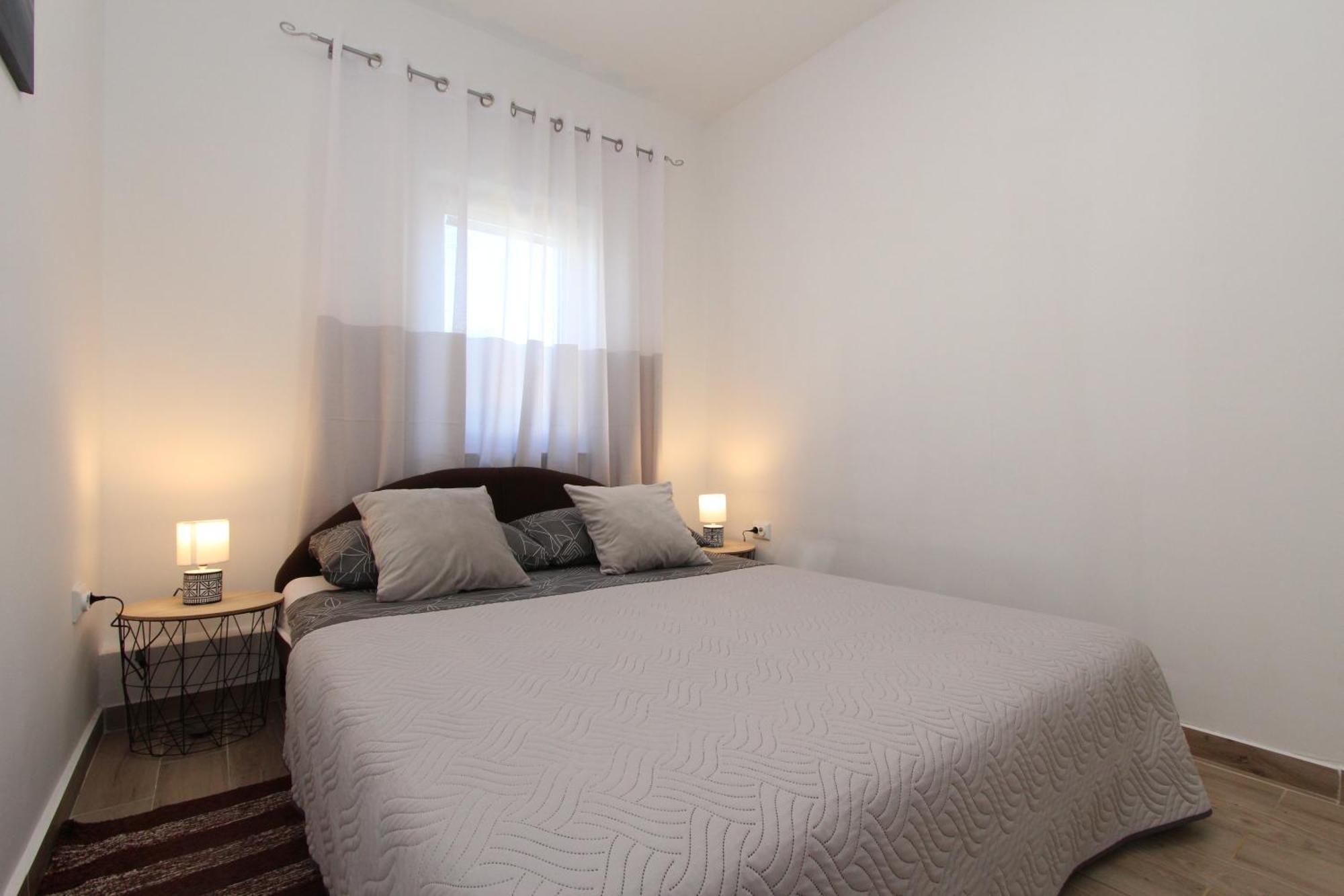 Apartments Hawaii Баньоле Стая снимка